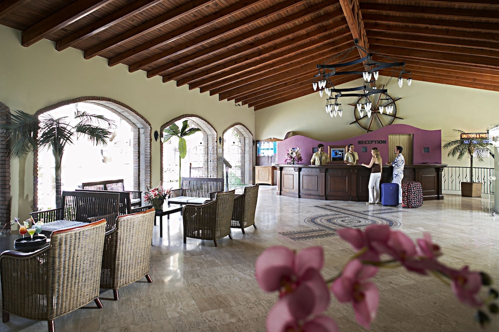 Club Anastasia Hotel — Hotel rooms in Marmaris, Mugla