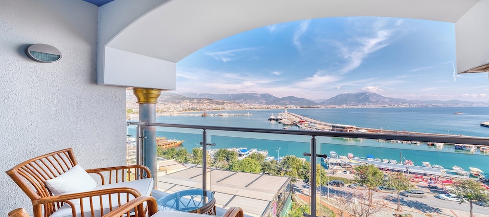 Numa Port Hotel — Hotel rooms in Alanya