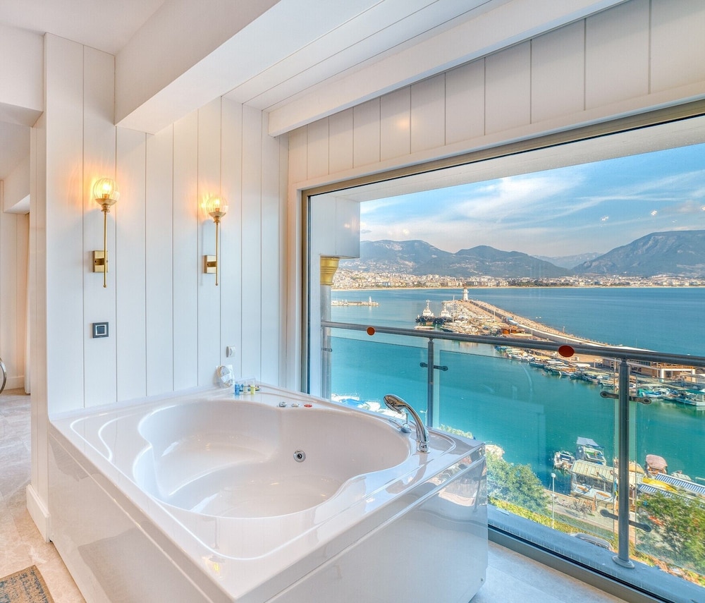 Numa Port Hotel — Hotel rooms in Alanya