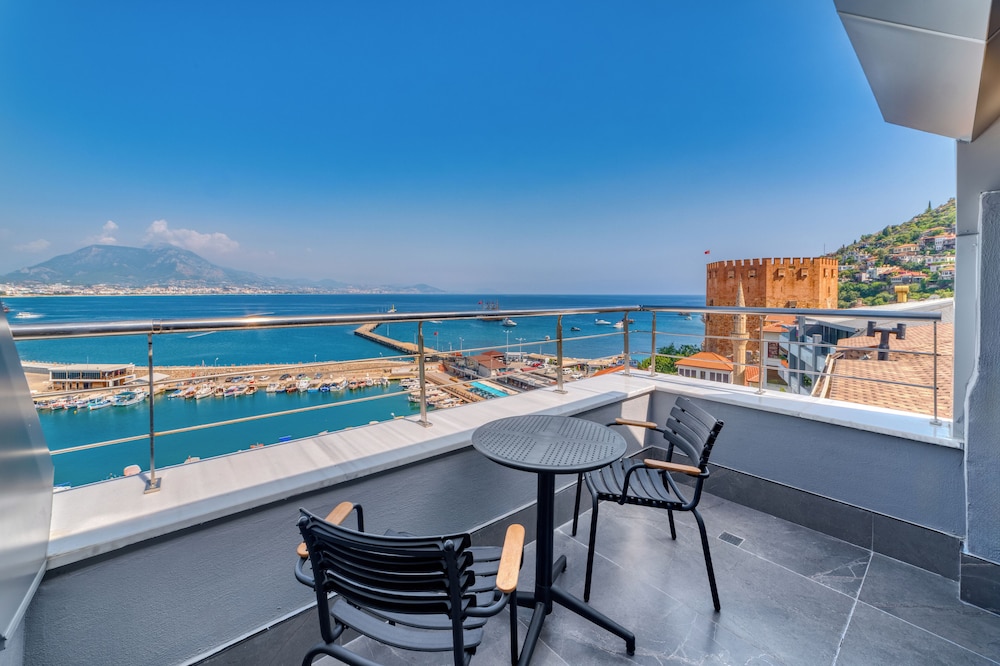 Numa Port Hotel — Attractions in the area in Alanya