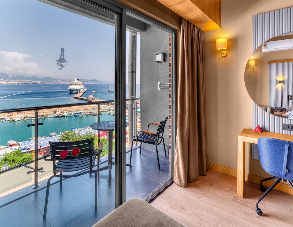 Numa Port Hotel — Hotel rooms in Alanya
