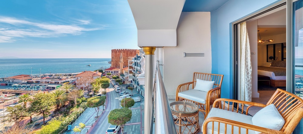 Numa Port Hotel — Hotel rooms in Alanya