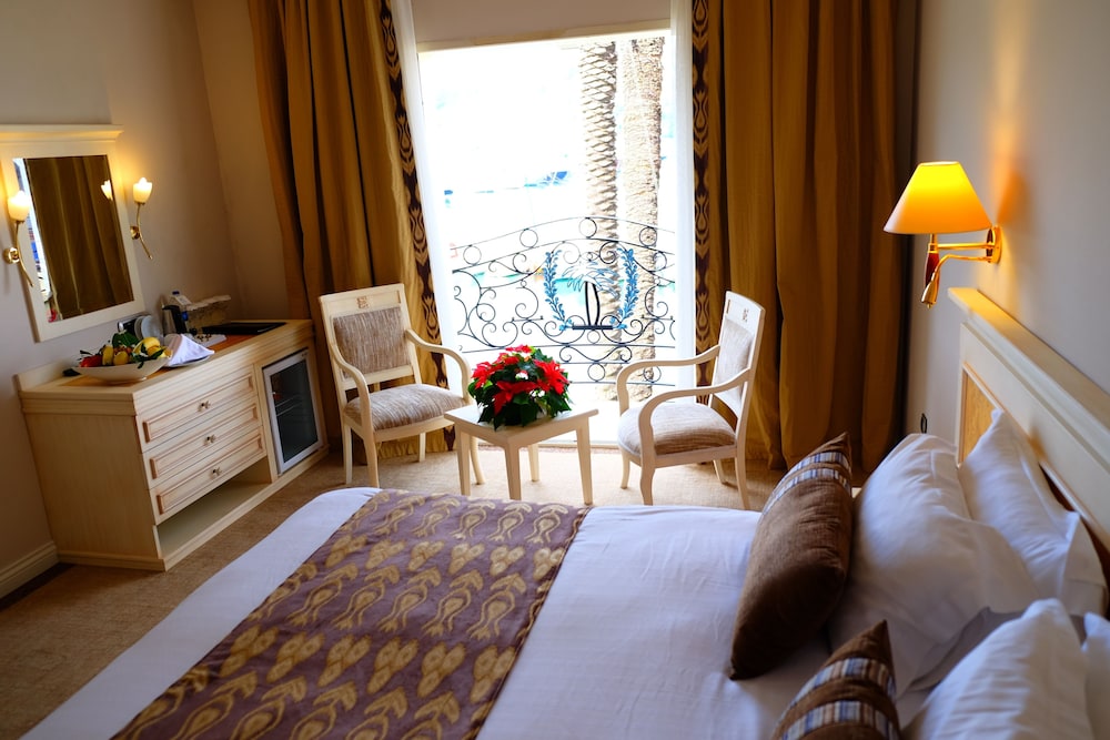 Ece Saray Marina & Resort - Special Class — Hotel rooms in Fethiye, Mugla