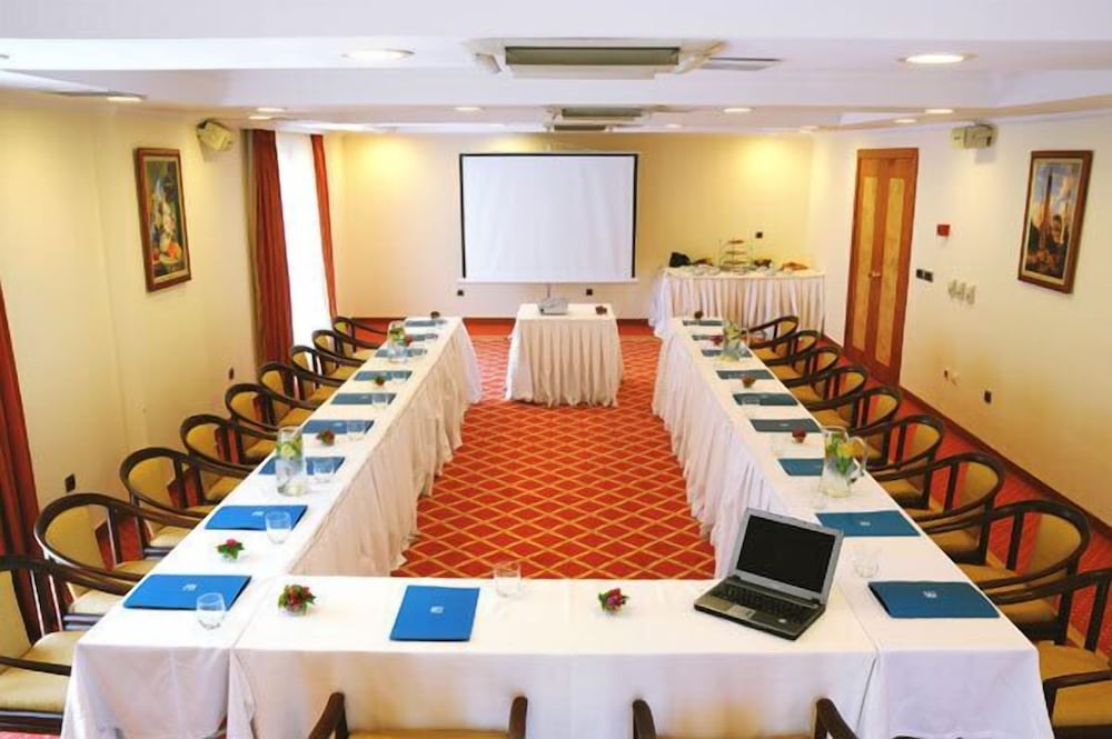 Ece Saray Marina & Resort - Special Class — Hotel building in Fethiye, Mugla