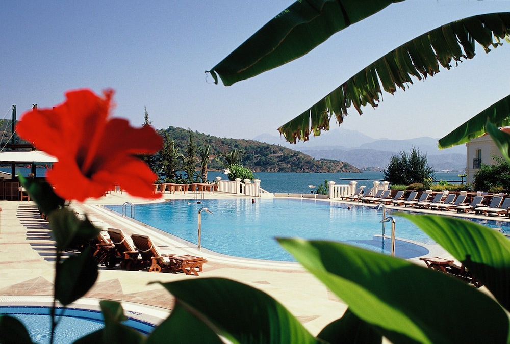 Ece Saray Marina & Resort - Special Class — Swimming pool in Fethiye, Mugla