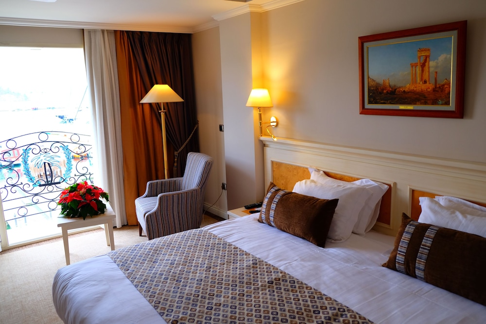 Ece Saray Marina & Resort - Special Class — Hotel rooms in Fethiye, Mugla