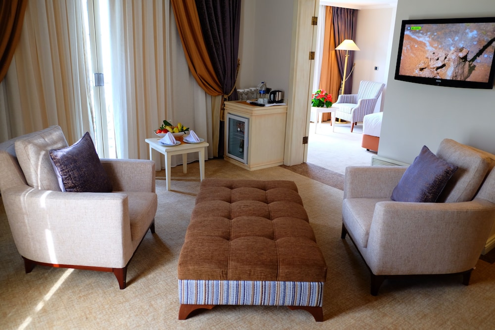 Ece Saray Marina & Resort - Special Class — Hotel rooms in Fethiye, Mugla