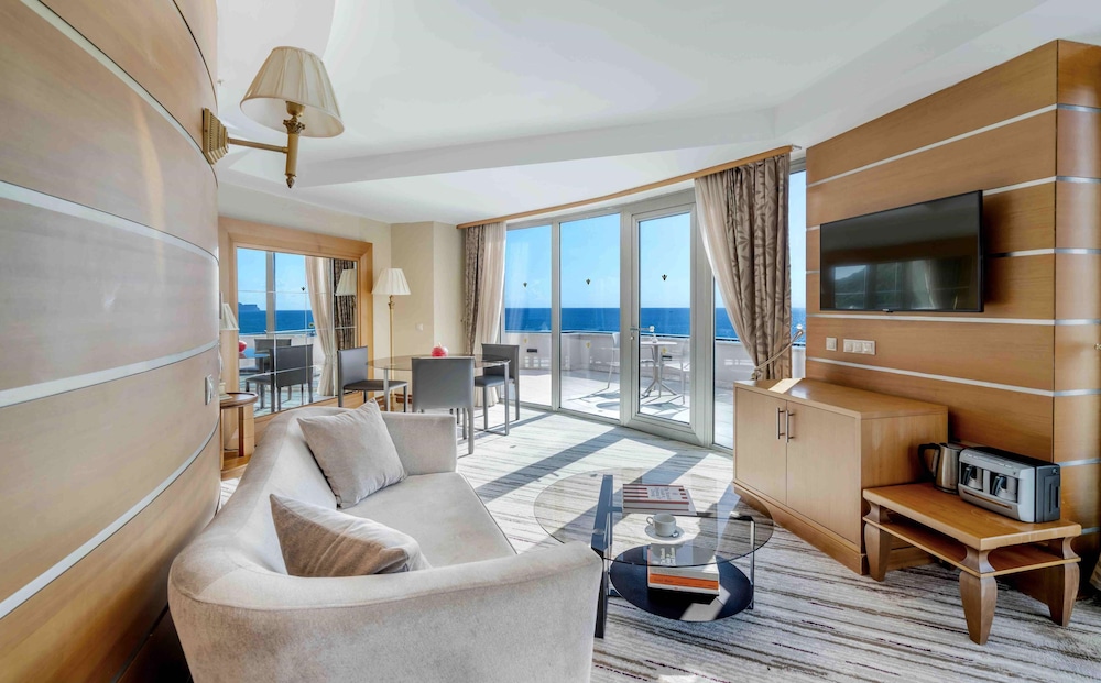 Rixos Sungate - The Land of Legends Access — Hotel rooms in Kemer