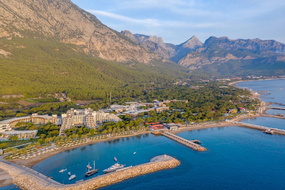 Rixos Sungate - The Land of Legends Access — Beach in Kemer