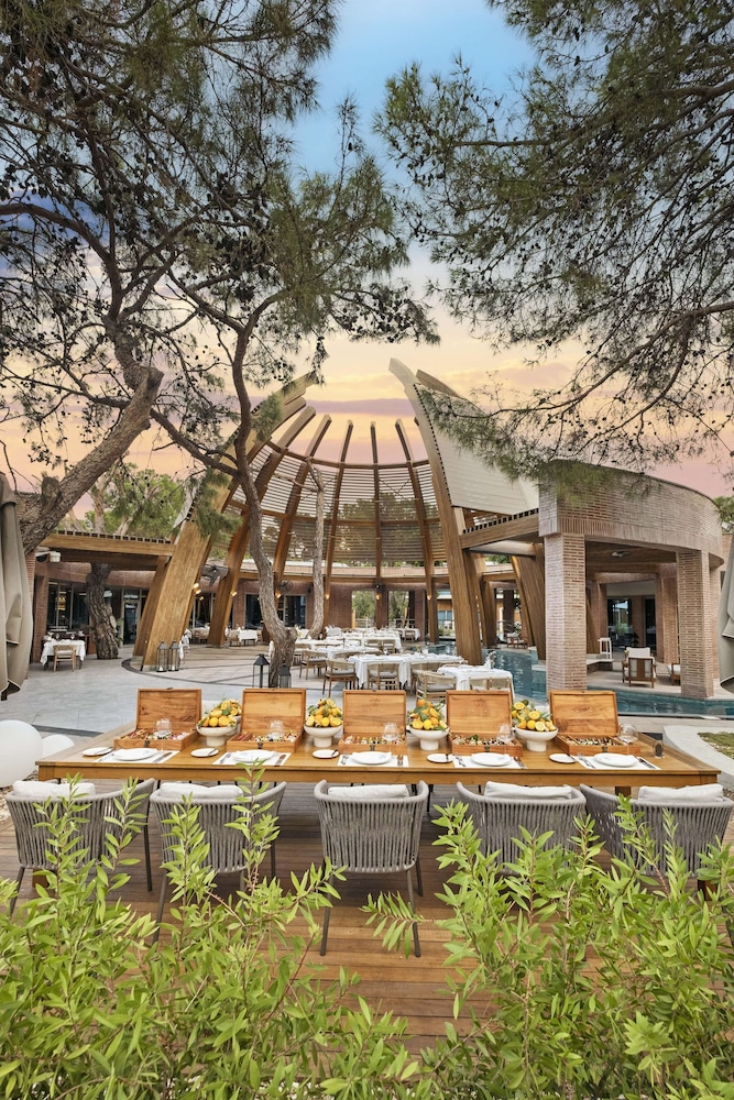 Rixos Sungate - The Land of Legends Access — Restaurant & bars in Kemer