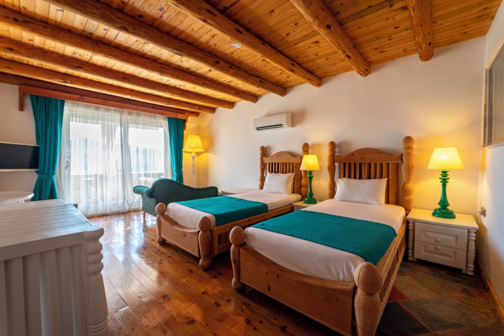 Elixir Boutique Hotel — Hotel rooms in Kalkan
