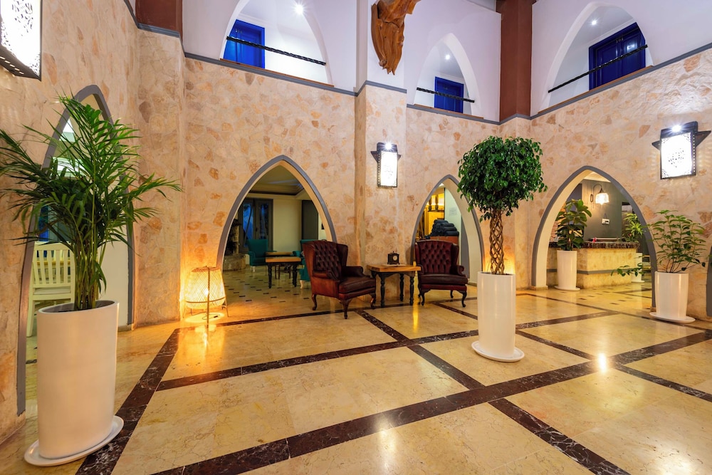 Elixir Boutique Hotel — Hotel building in Kalkan