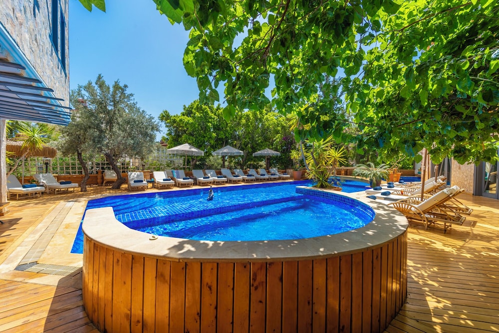 Elixir Boutique Hotel — Swimming pool in Kalkan