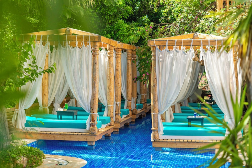 Elixir Boutique Hotel — Swimming pool in Kalkan