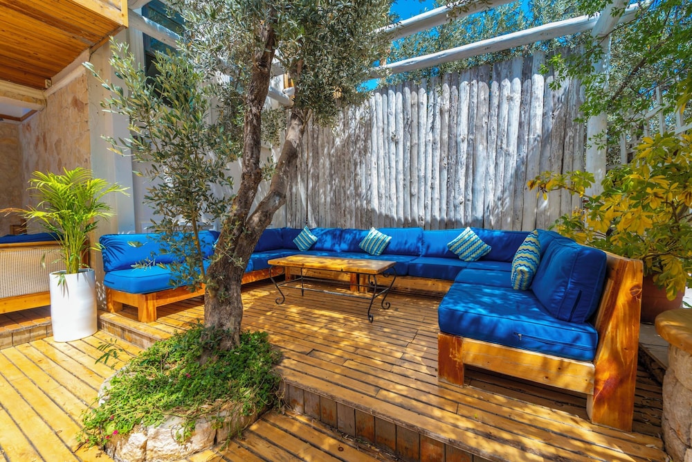 Elixir Boutique Hotel — Restaurant & bars in Kalkan