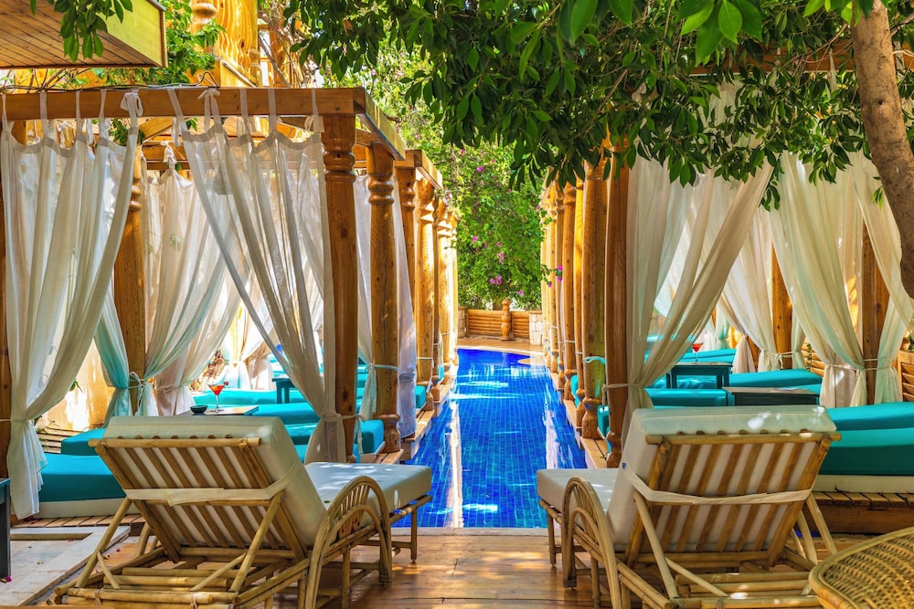 Elixir Boutique Hotel — Swimming pool in Kalkan