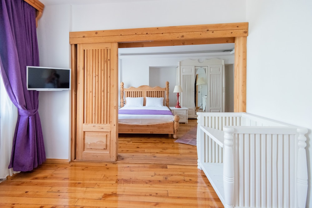 Elixir Boutique Hotel — Hotel rooms in Kalkan