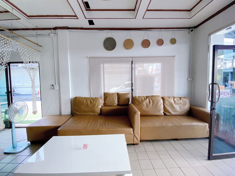 Remember @ Phuket Town Hostel — Hotel rooms in Phuket, Phuket Province
