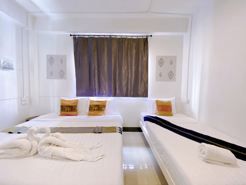 Remember @ Phuket Town Hostel — Hotel rooms in Phuket, Phuket Province