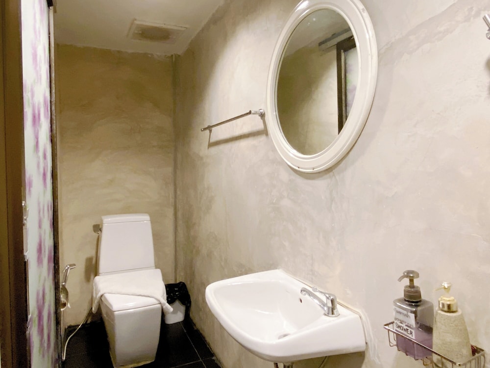 Remember @ Phuket Town Hostel — Hotel rooms in Phuket, Phuket Province