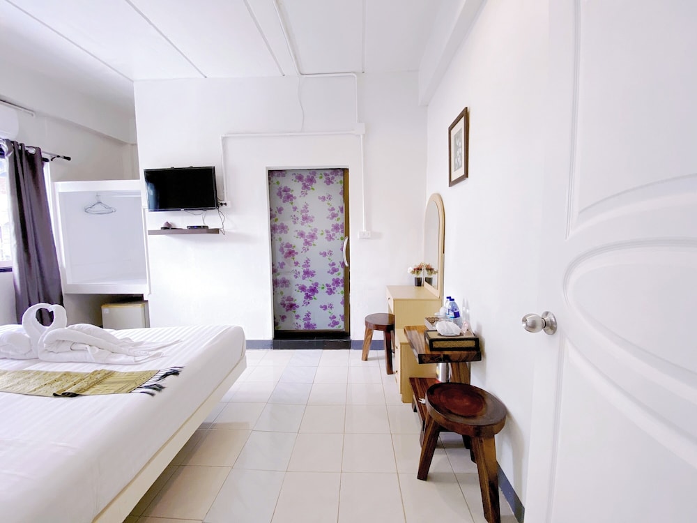 Remember @ Phuket Town Hostel — Hotel rooms in Phuket, Phuket Province