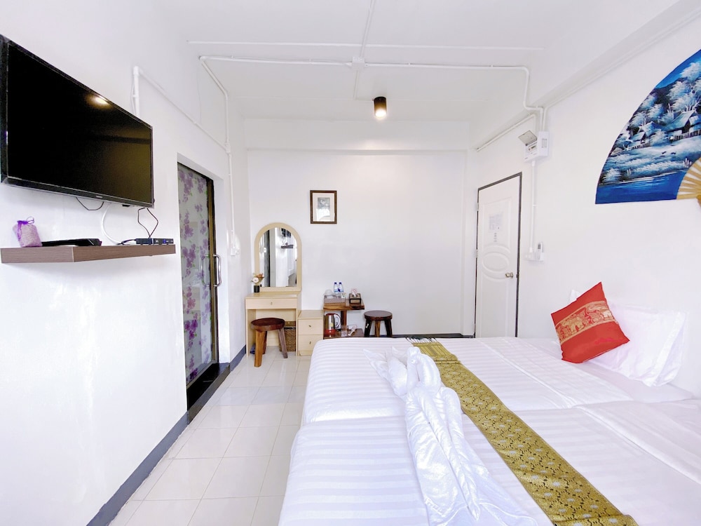 Remember @ Phuket Town Hostel — Hotel rooms in Phuket, Phuket Province