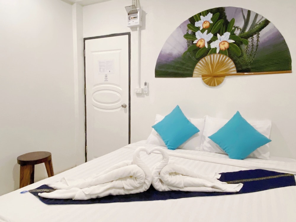 Remember @ Phuket Town Hostel — Hotel rooms in Phuket, Phuket Province