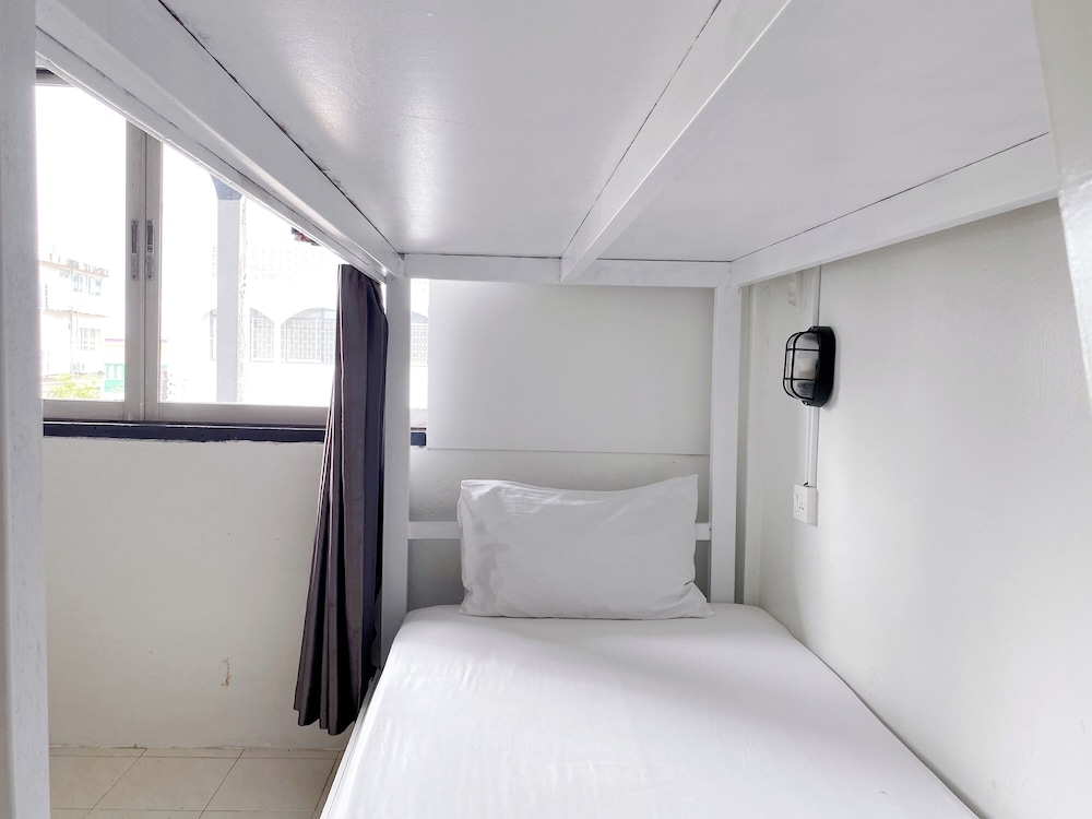 Remember @ Phuket Town Hostel — Hotel rooms in Phuket, Phuket Province
