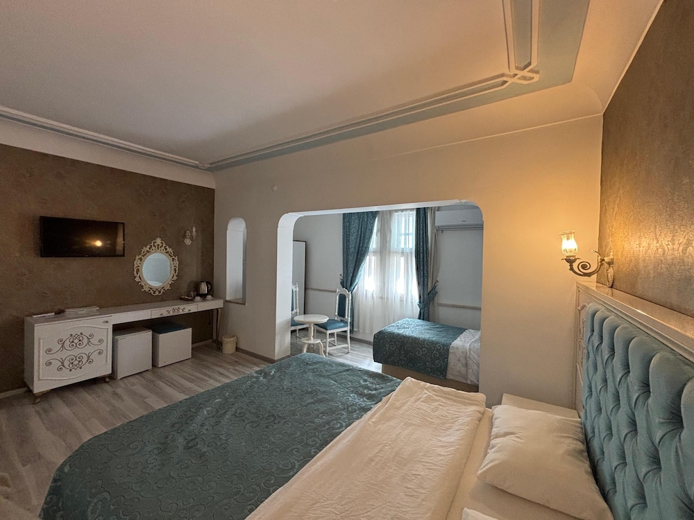Urcu Hotel — Hotel rooms in Antalya