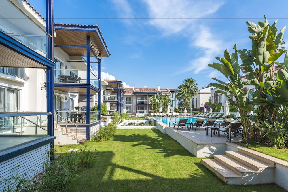 Diana Residence — Swimming pool in Fethiye, Mugla