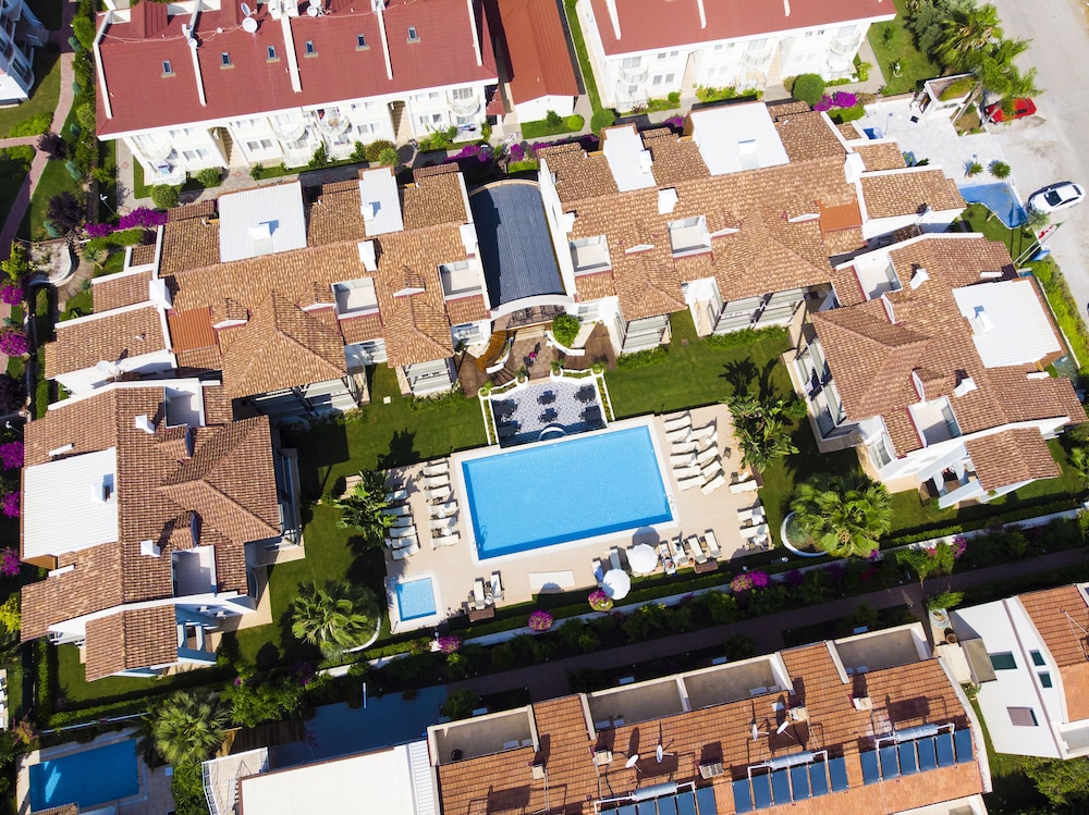 Diana Residence — Swimming pool in Fethiye, Mugla