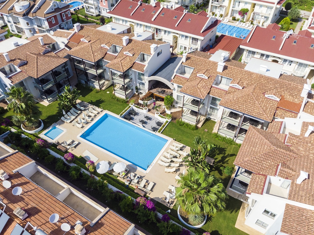 Diana Residence — Swimming pool in Fethiye, Mugla