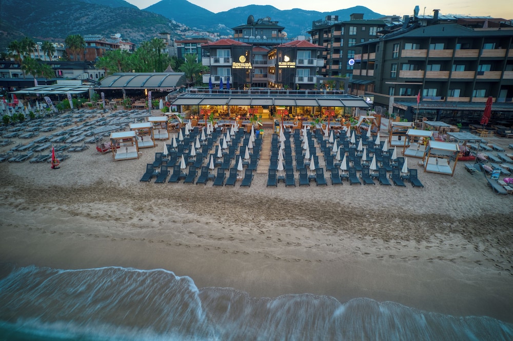 Royalisa Palmiye Beach +14 Adult Only — Beach in Alanya