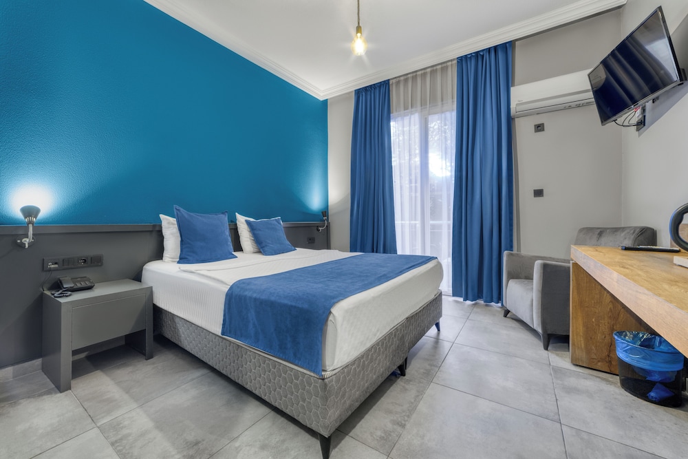 Royalisa Palmiye Beach +14 Adult Only — Hotel rooms in Alanya