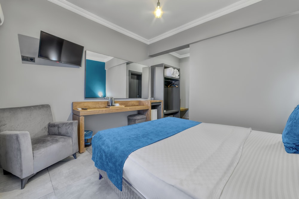 Royalisa Palmiye Beach +14 Adult Only — Hotel rooms in Alanya