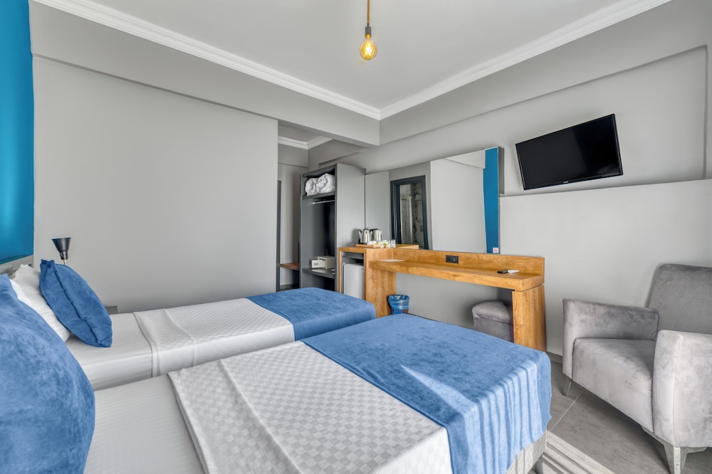 Royalisa Palmiye Beach +14 Adult Only — Hotel rooms in Alanya