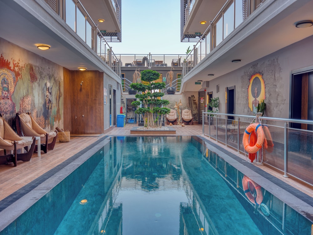 Royalisa Palmiye Beach +14 Adult Only — Main photo in Alanya