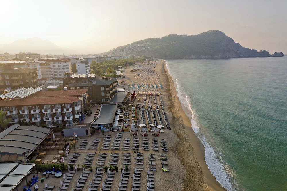 Royalisa Palmiye Beach +14 Adult Only — Beach in Alanya
