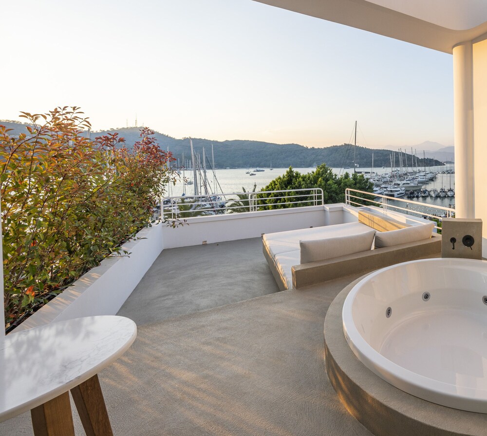 Yacht Classic Hotel - Boutique Class — Spa in Fethiye, Mugla