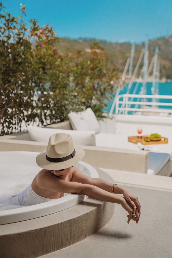 Yacht Classic Hotel - Boutique Class — Spa in Fethiye, Mugla