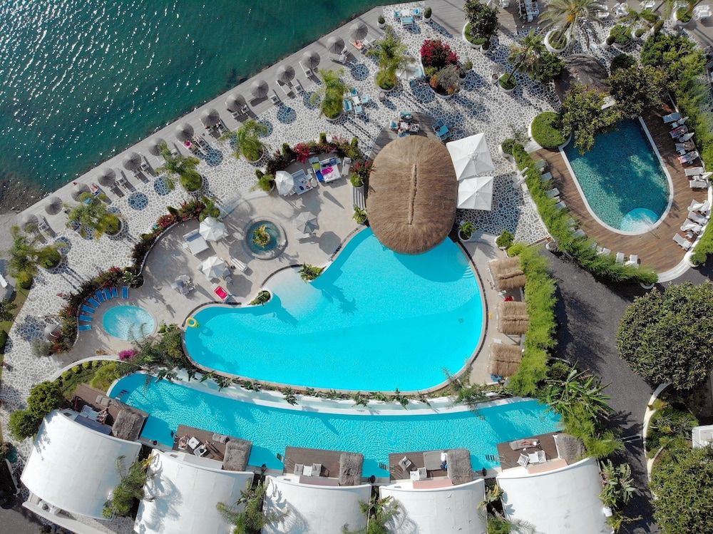 Yacht Classic Hotel - Boutique Class — Swimming pool in Fethiye, Mugla