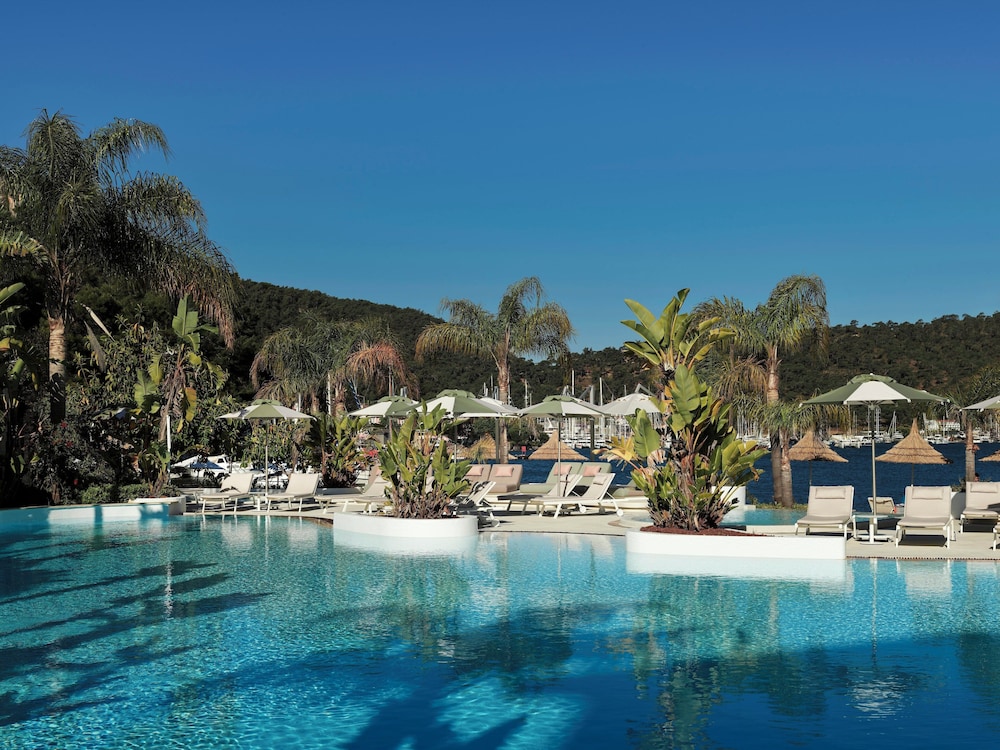 Yacht Classic Hotel - Boutique Class — Swimming pool in Fethiye, Mugla