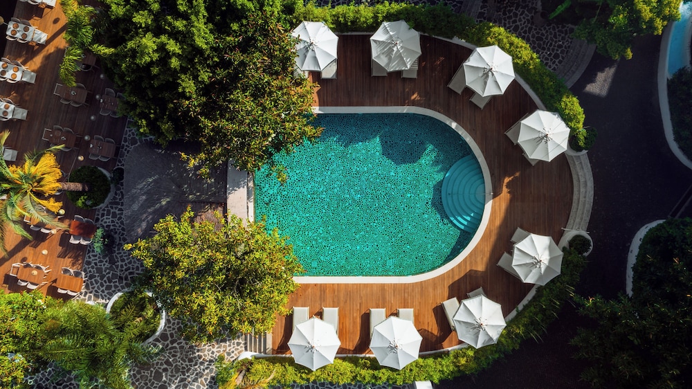 Yacht Classic Hotel - Boutique Class — Swimming pool in Fethiye, Mugla