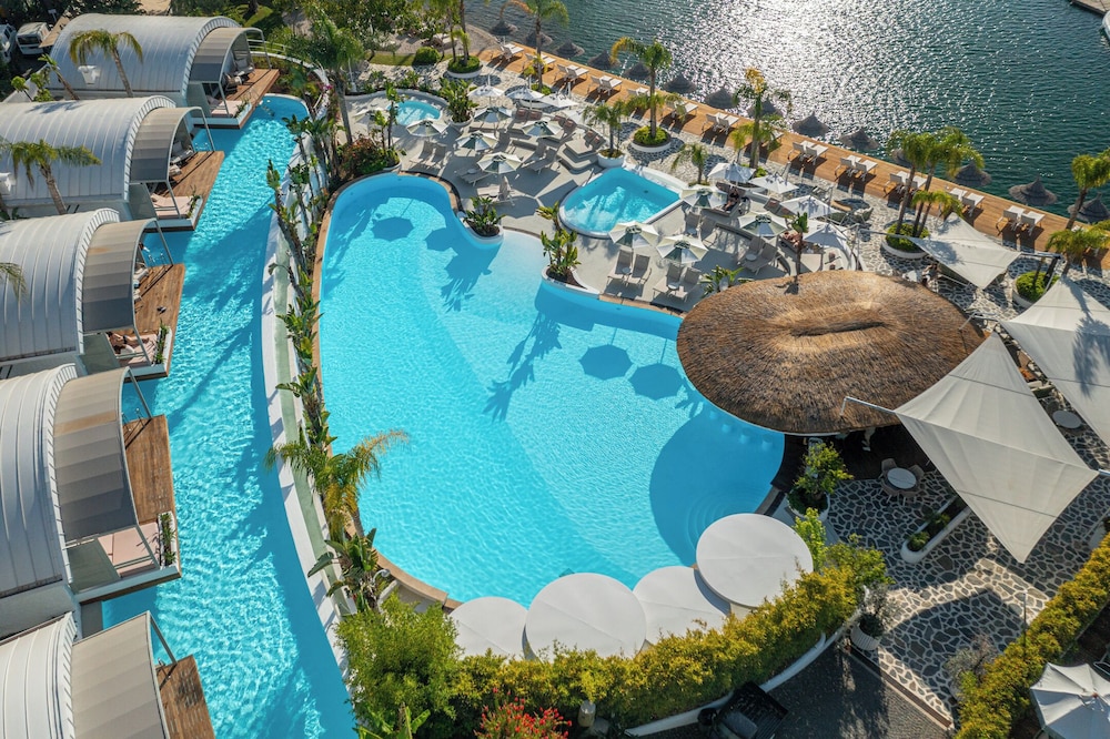 Yacht Classic Hotel - Boutique Class — Swimming pool in Fethiye, Mugla