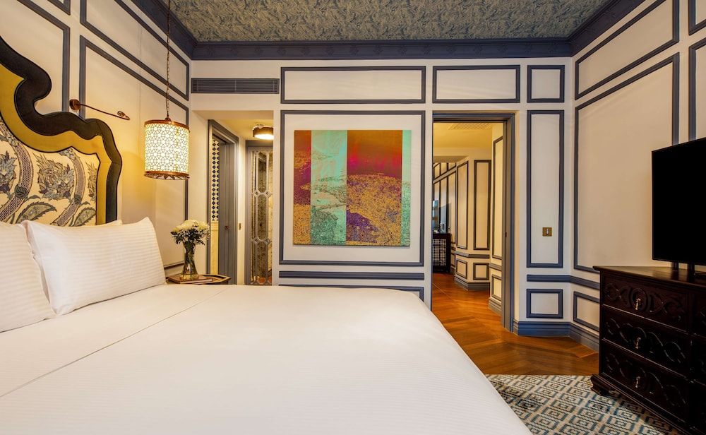 Hagia Sofia Mansions Istanbul, Curio Collection by Hilton — Hotel rooms in Istanbul, Istanbul