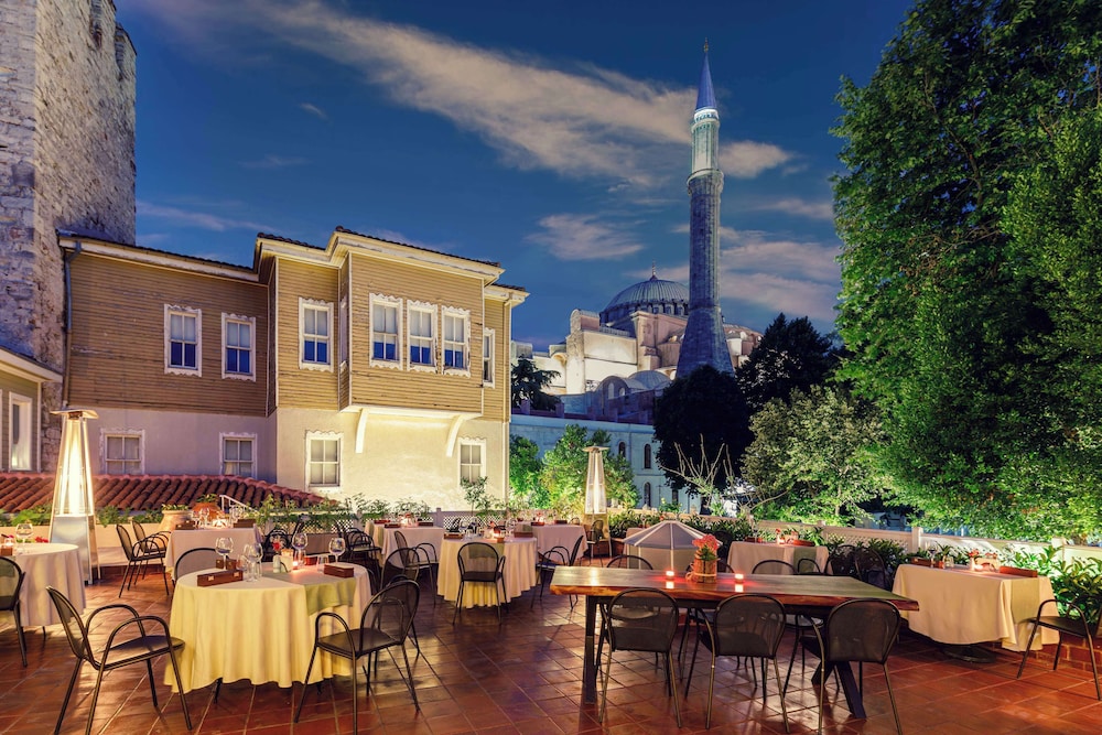 Hagia Sofia Mansions Istanbul, Curio Collection by Hilton — Restaurant & bars in Istanbul, Istanbul