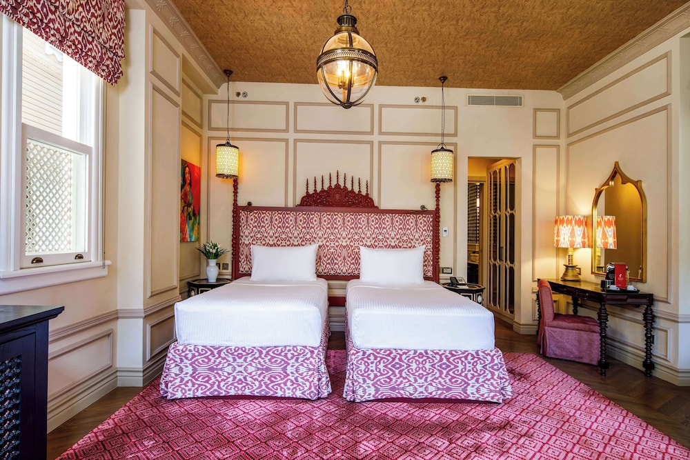 Hagia Sofia Mansions Istanbul, Curio Collection by Hilton — Hotel rooms in Istanbul, Istanbul