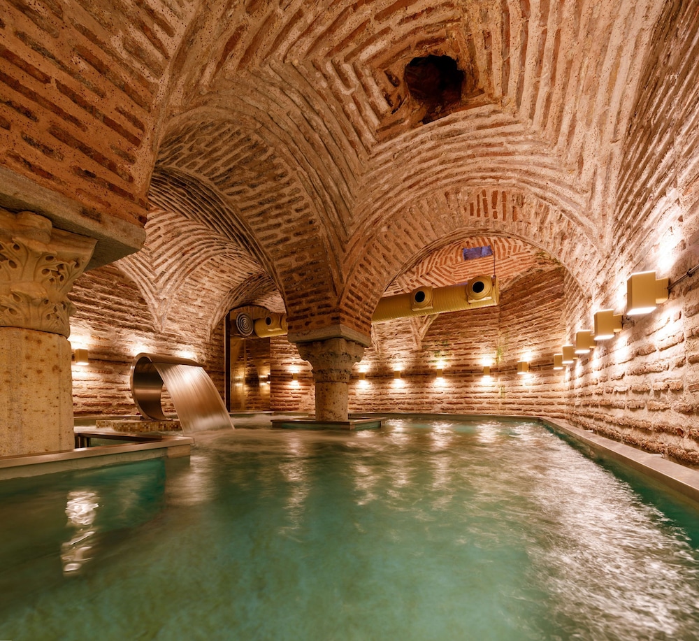 Hagia Sofia Mansions Istanbul, Curio Collection by Hilton — Spa in Istanbul, Istanbul