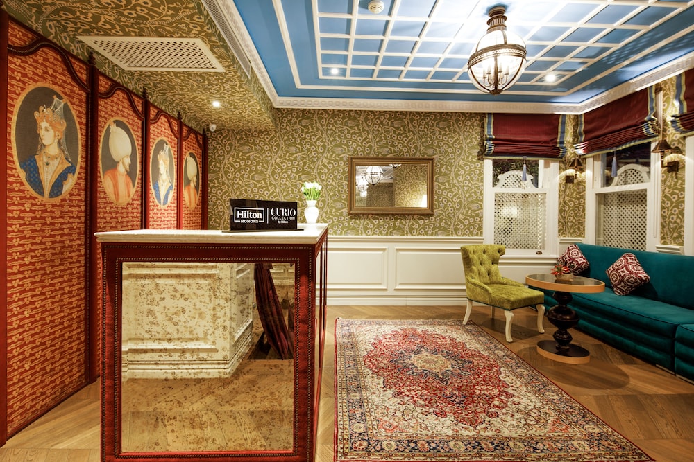 Hagia Sofia Mansions Istanbul, Curio Collection by Hilton — Hotel building in Istanbul, Istanbul