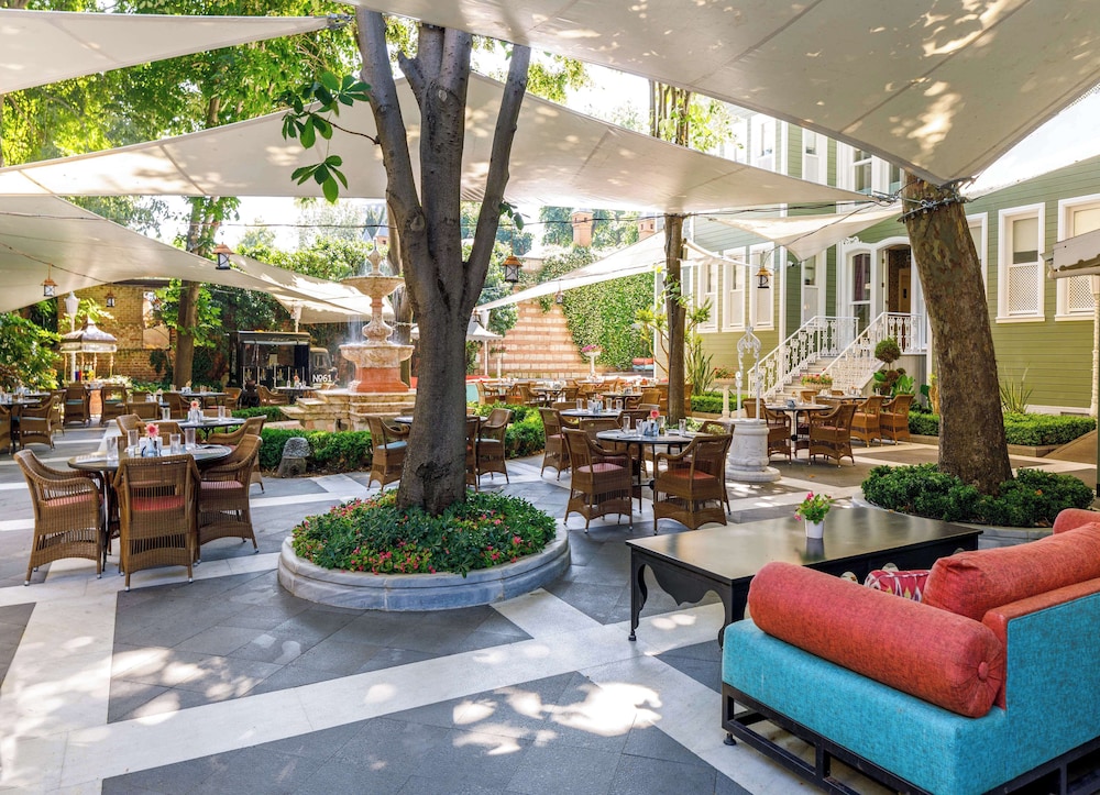 Hagia Sofia Mansions Istanbul, Curio Collection by Hilton — Restaurant & bars in Istanbul, Istanbul